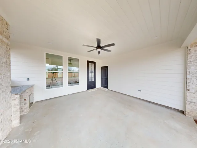 $422,300 | 114 Spring Meadow, Broussard, LA 70518