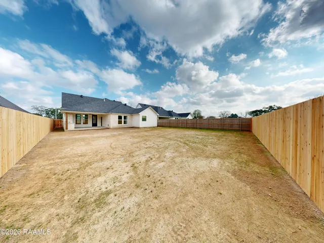 $422,300 | 114 Spring Meadow, Broussard, LA 70518