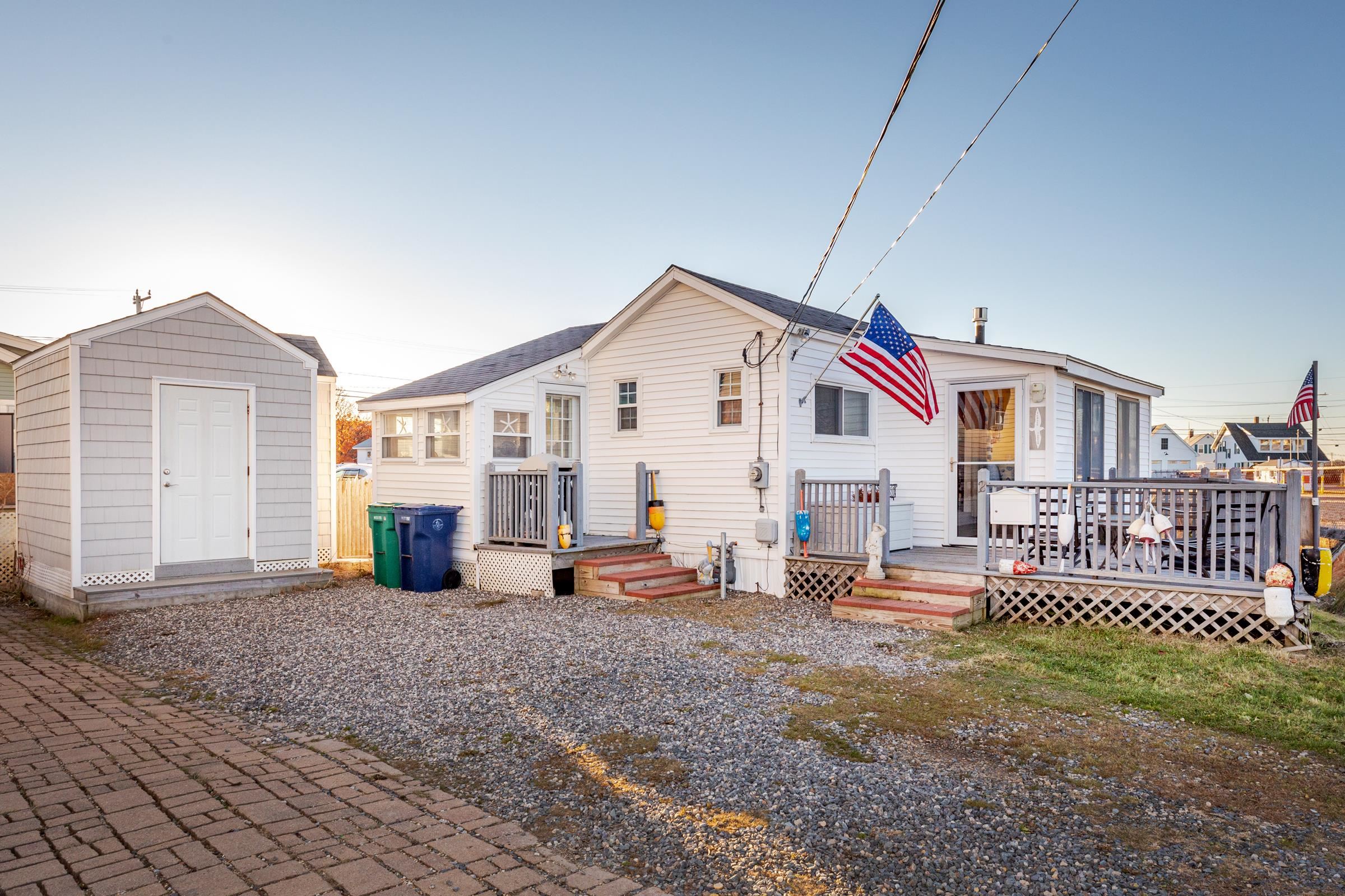2 Chase Street Hampton, NH 03842 - Photo 1 of 18
