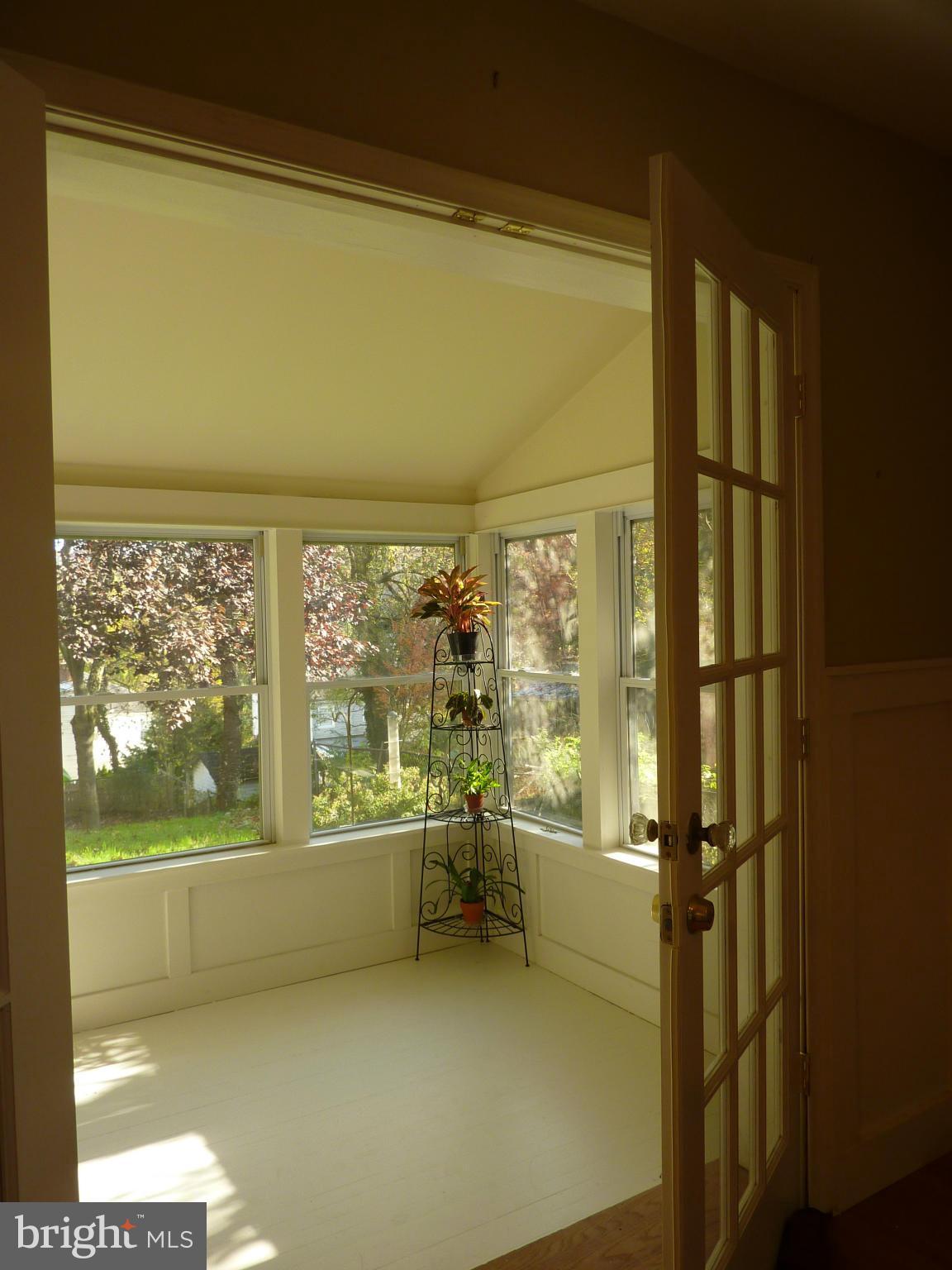 11937 Andrew Street Silver Spring, MD 20902 - Photo 4 of 25 Family Room Off Dining Room