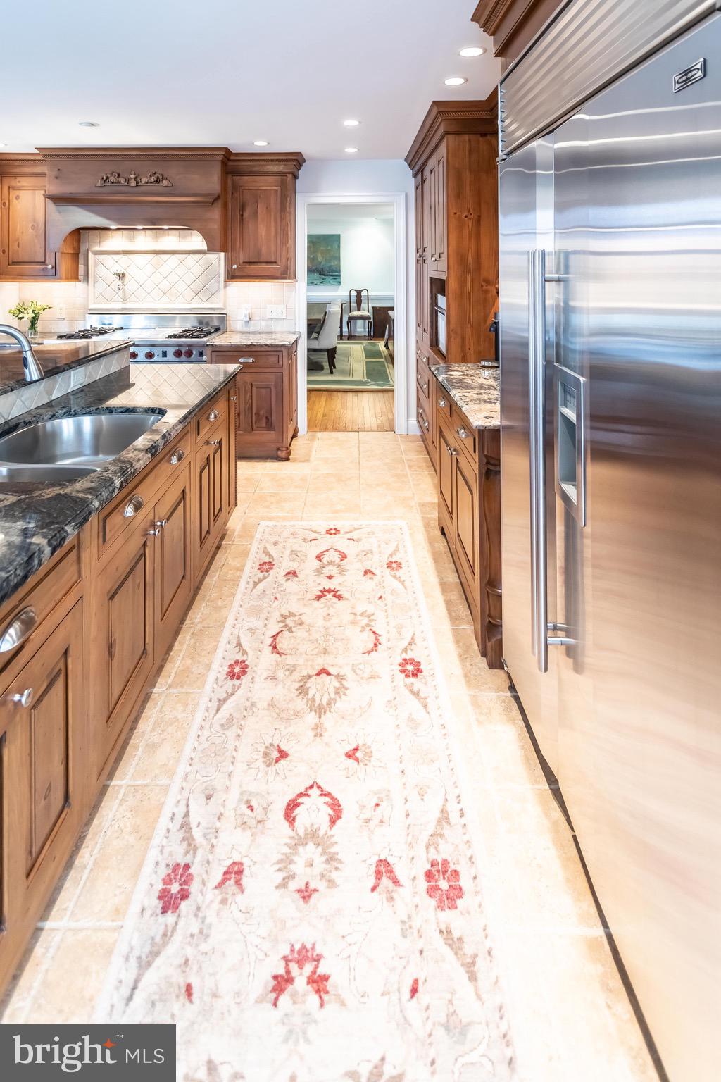 440 Inveraray Villanova, PA 19085 - Photo 11 of 53
