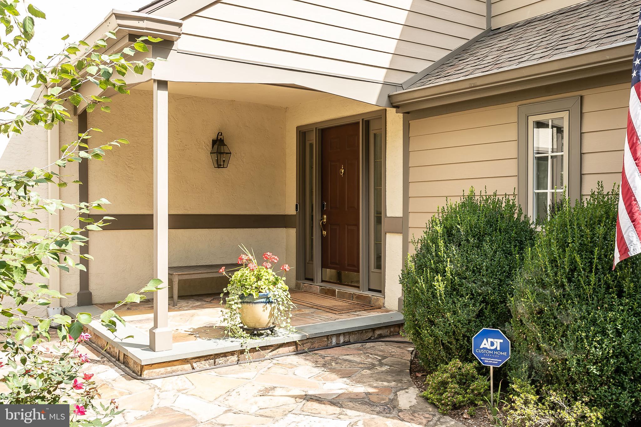 440 Inveraray Villanova, PA 19085 - Photo 5 of 53