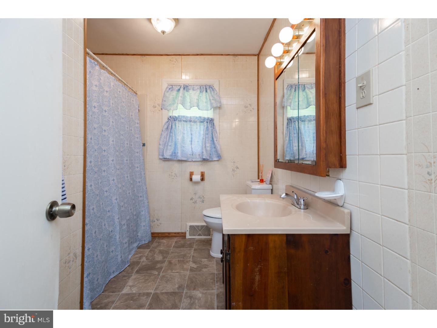13 Humpton Road Coatesville, PA 19320 - Photo 19 of 21 Bathroom