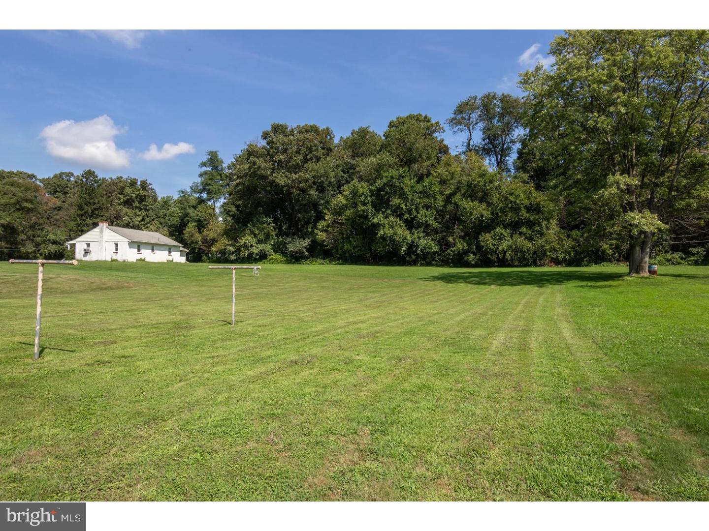 13 Humpton Road Coatesville, PA 19320 - Photo 4 of 21 Back Yard