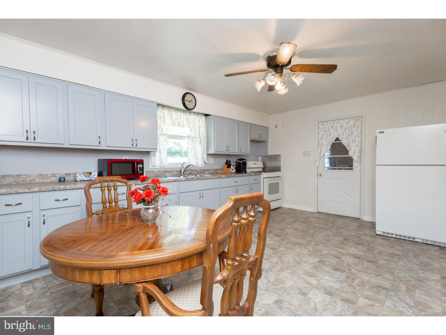 13 Humpton Road Coatesville, PA 19320 - Photo 7 of 21 Kitchen
