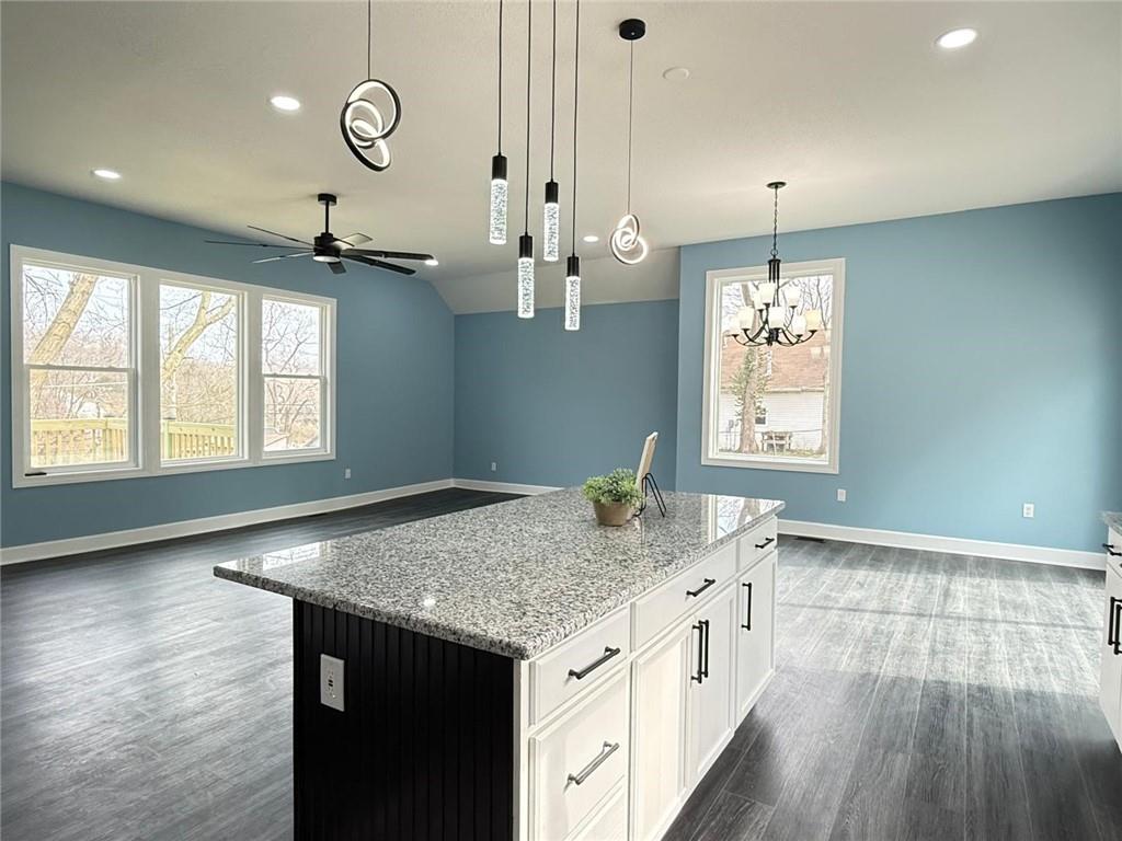 2538 Roe Lane Kansas City, KS 66103 - Photo 11 of 36