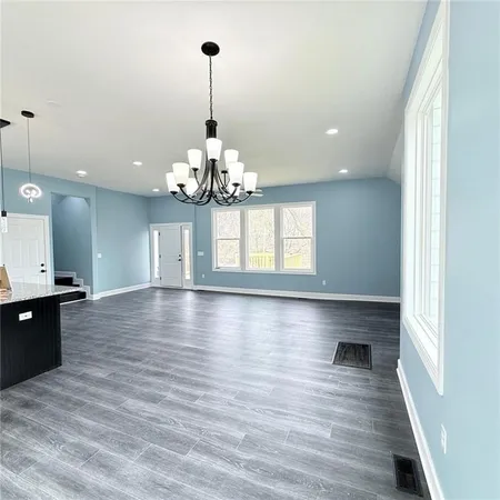 $349,500 | 2538 Roe Lane, Kansas City, KS 66103