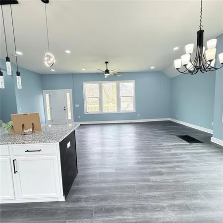 $349,500 | 2538 Roe Lane, Kansas City, KS 66103