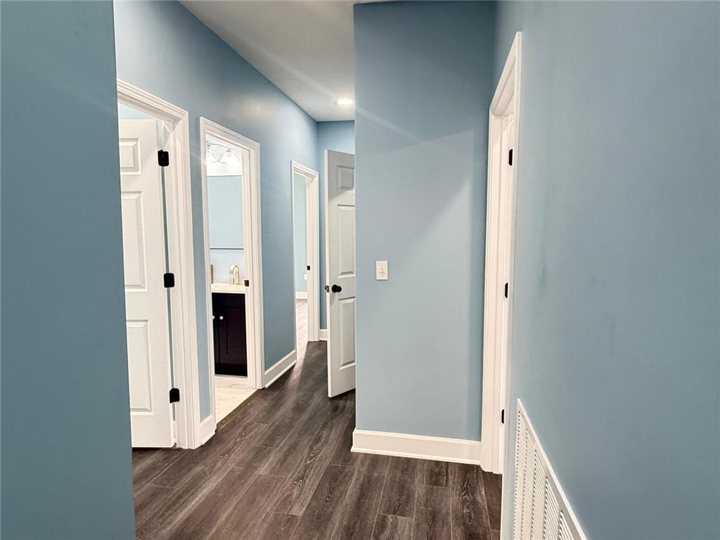 2538 Roe Lane Kansas City, KS 66103 - Photo 20 of 36
