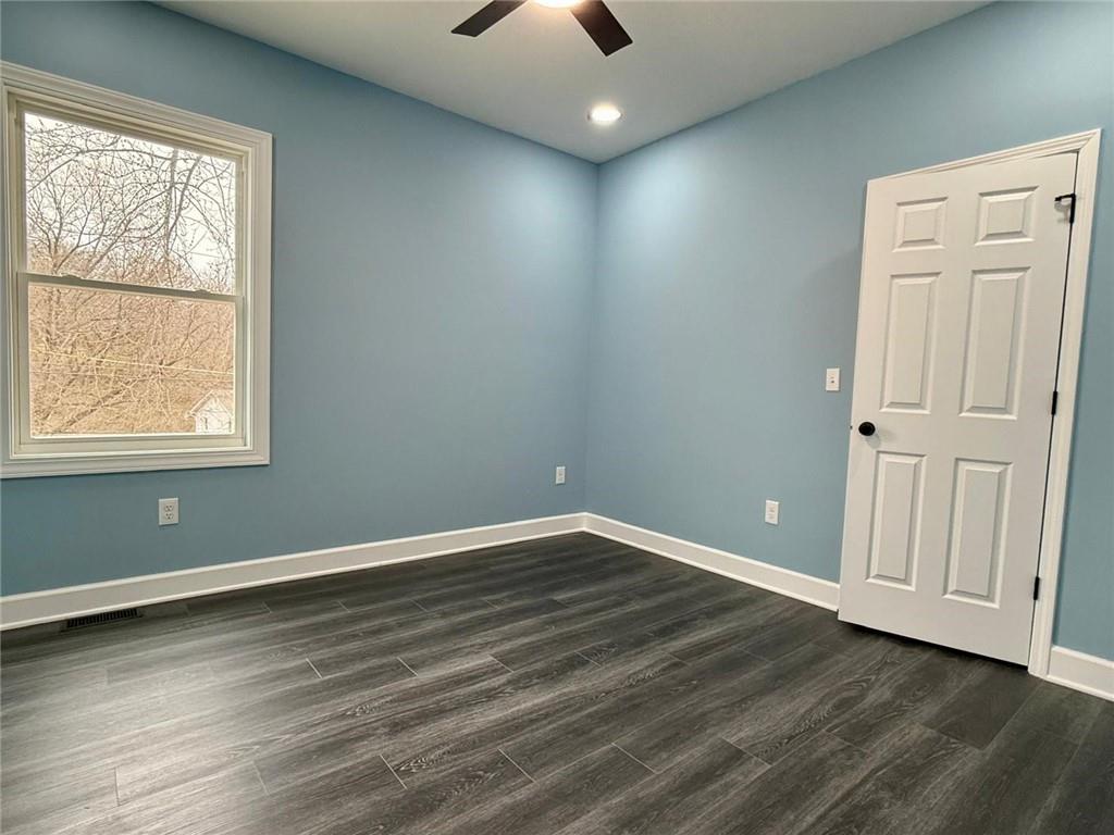 2538 Roe Lane Kansas City, KS 66103 - Photo 21 of 36