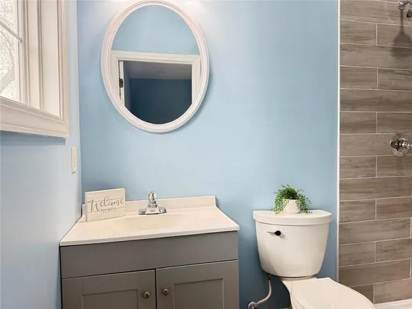 $349,500 | 2538 Roe Lane, Kansas City, KS 66103