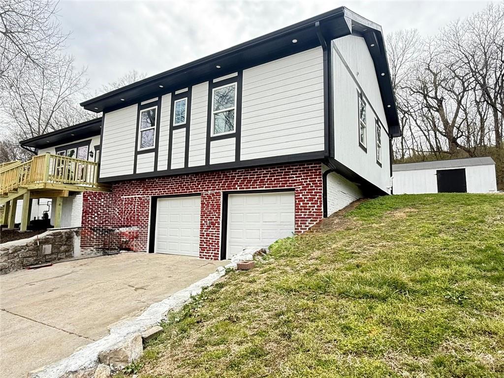 2538 Roe Lane Kansas City, KS 66103 - Photo 31 of 36
