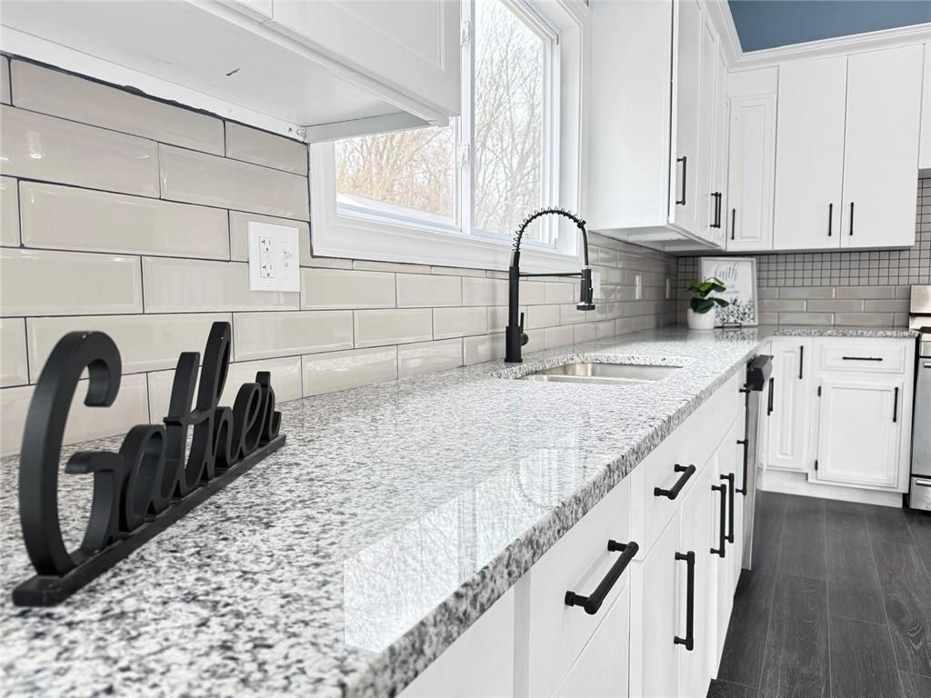 2538 Roe Lane Kansas City, KS 66103 - Photo 7 of 36