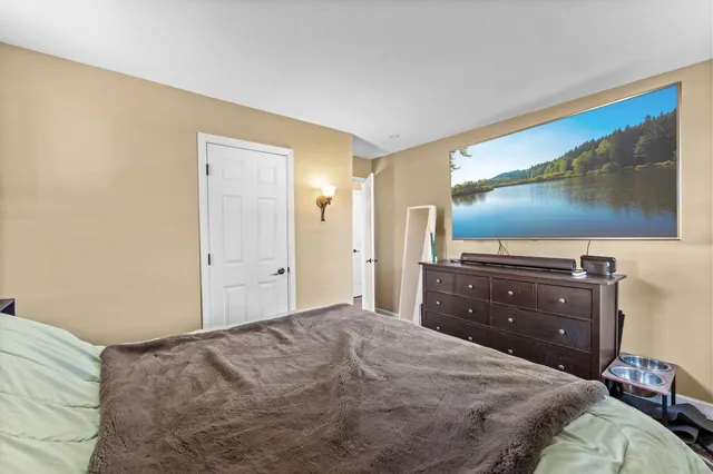 $359,900 | 413 Territorial Road Northeast, Blaine, MN 55434