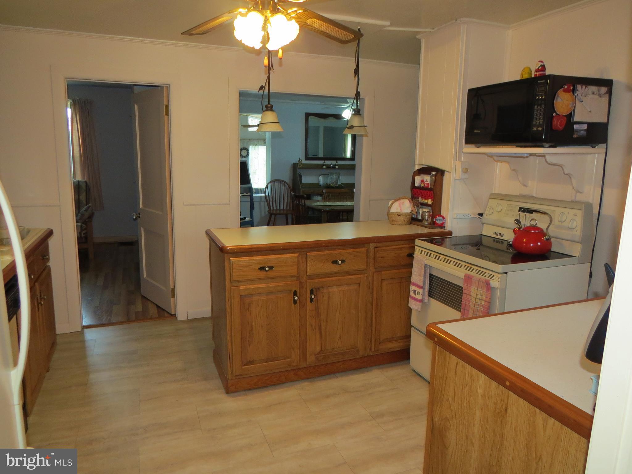 3286 Hillegass Road Pennsburg, PA 18073 - Photo 16 of 39 Main House Kitchen