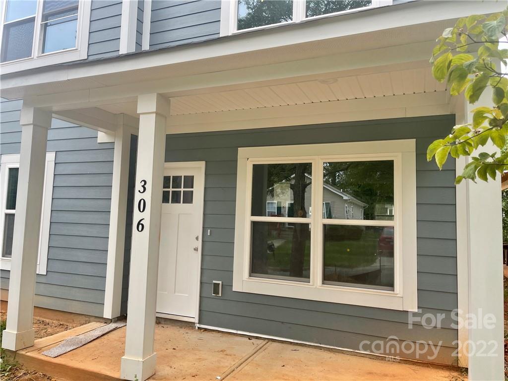 306 Todd Road Charlotte, NC 28208 - Photo 1 of 15 Gallery Image 1