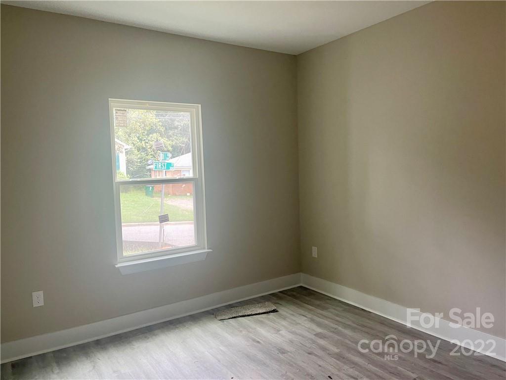 306 Todd Road Charlotte, NC 28208 - Photo 9 of 15 Gallery Image 9