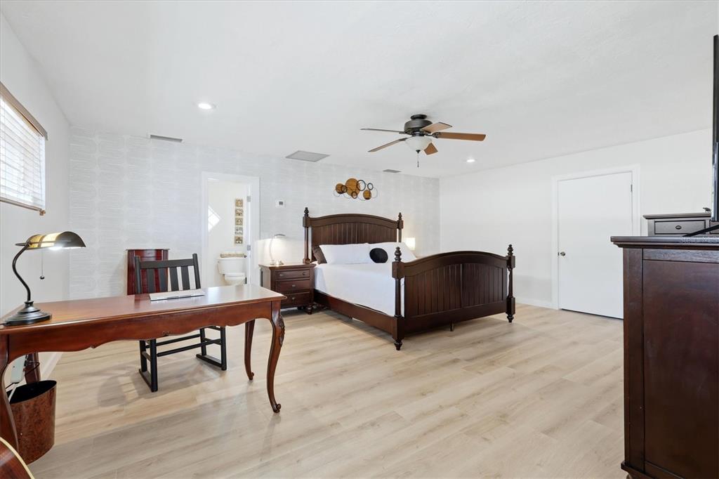 3612 South Lockwood Ridge Road Sarasota, FL 34239 - Photo 28 of 56 Gallery Image 28