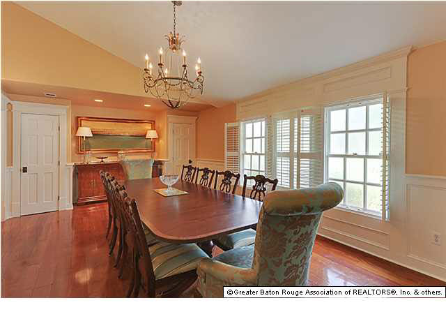 4516 Bluebonnet Road Baton Rouge, LA 70809 - Photo 5 of 20