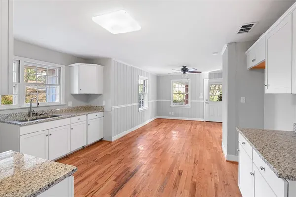 $409,900 | 624 Brentwood Court, Winston-Salem, NC 27104