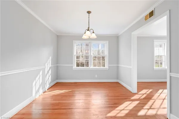 $409,900 | 624 Brentwood Court, Winston-Salem, NC 27104