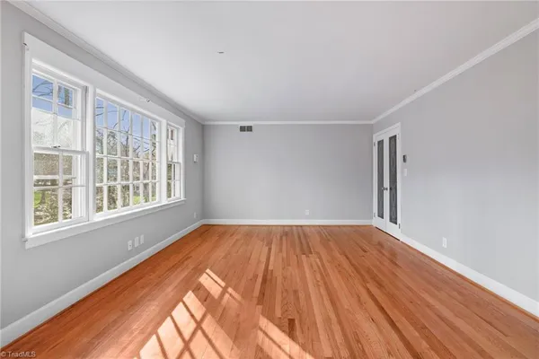 $409,900 | 624 Brentwood Court, Winston-Salem, NC 27104