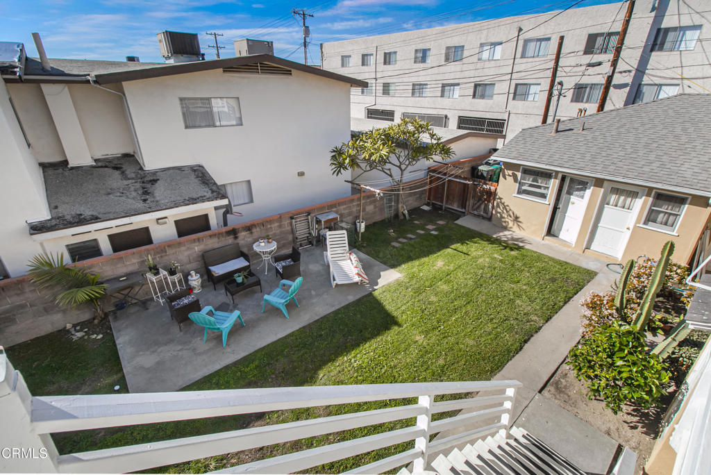 401 North Kenneth Road, Unit F Burbank, CA 91501 - Photo 16 of 18 IMG_5129