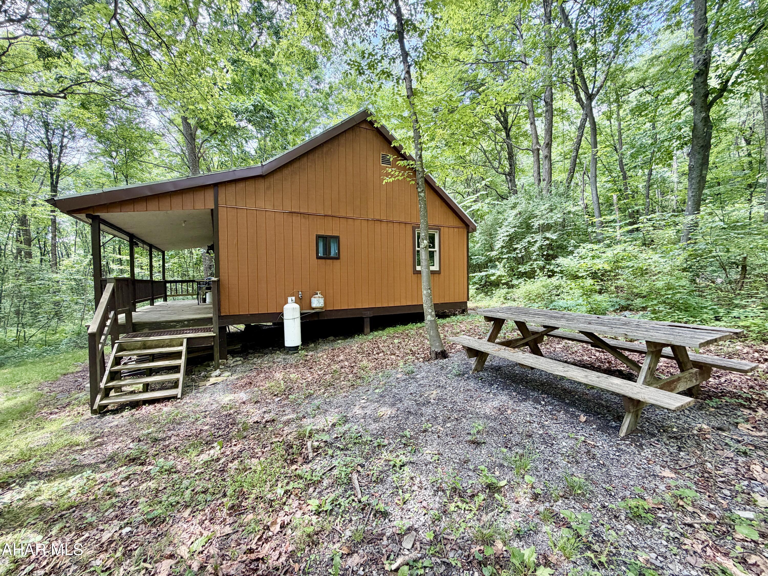 190 Thunder Rock Road Crystal Spring, PA 15536 - Photo 8 of 26 Gallery Image 8