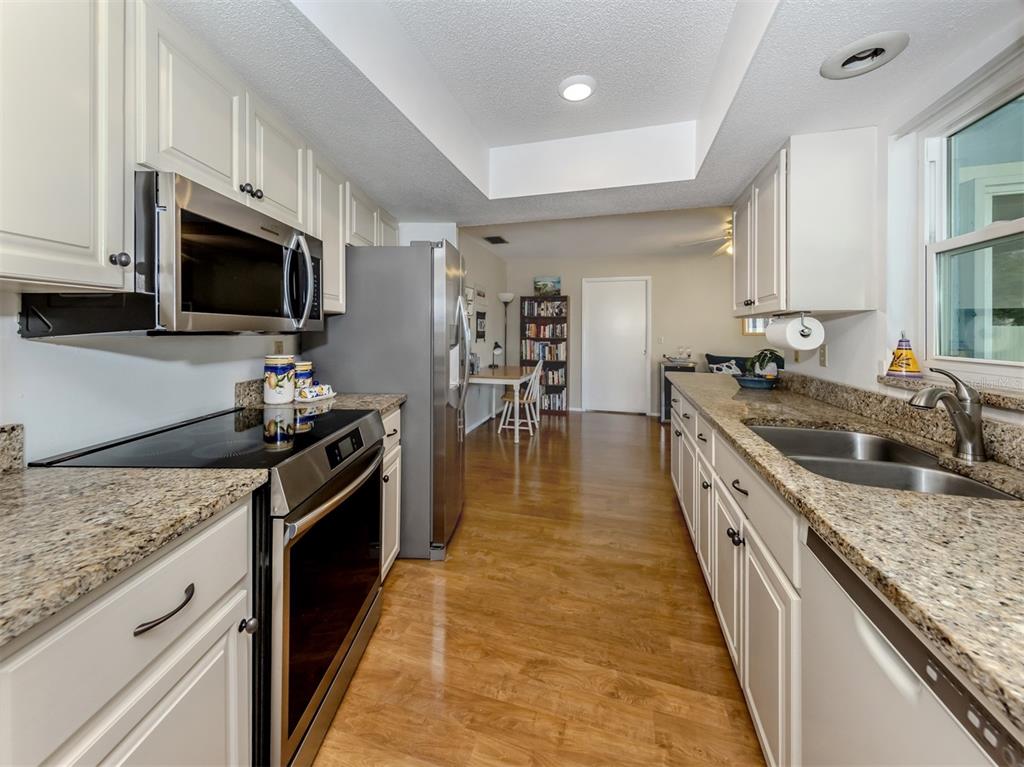 1345 Pine Needle Road Venice, FL 34285 - Photo 8 of 45