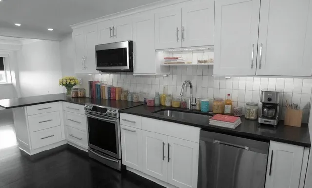 $7,100 | 555 South Old Woodward Avenue, Unit 1409, Birmingham, MI 48009