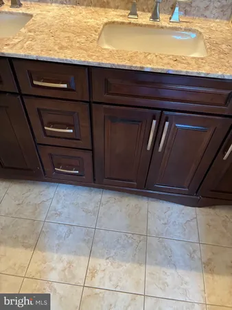 $2,800 | 83 Glenview Lane, Willingboro, NJ 08046