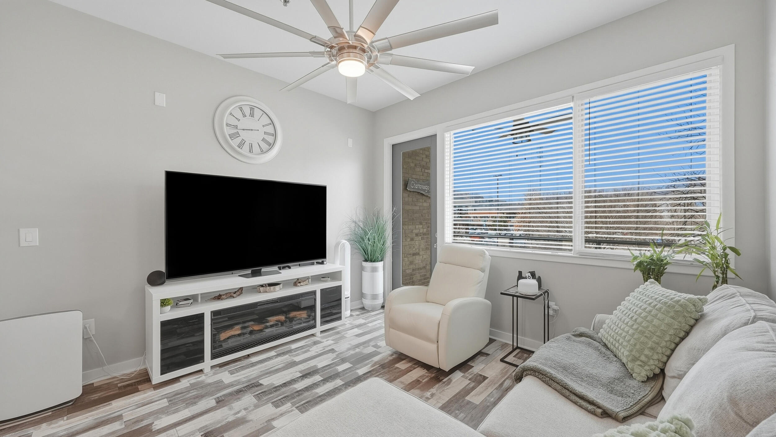 200 Manufacturers Road, Unit 232 Chattanooga, TN 37405 - Photo 6 of 35 7_200 manufacturers rd-7