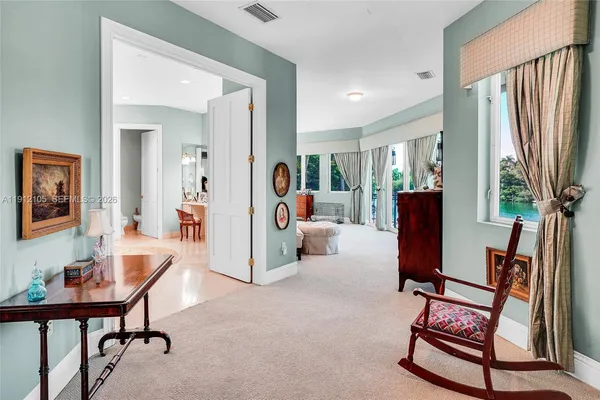 $21,950,000 | 550 Harbor Drive, Key Biscayne, FL 33149