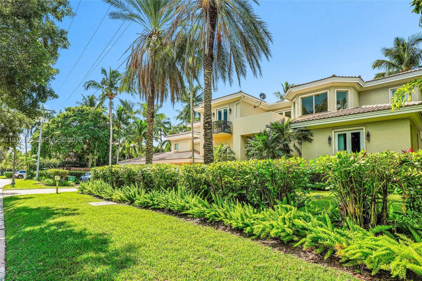 550 Harbor Drive Key Biscayne, FL 33149 - Photo 9 of 65