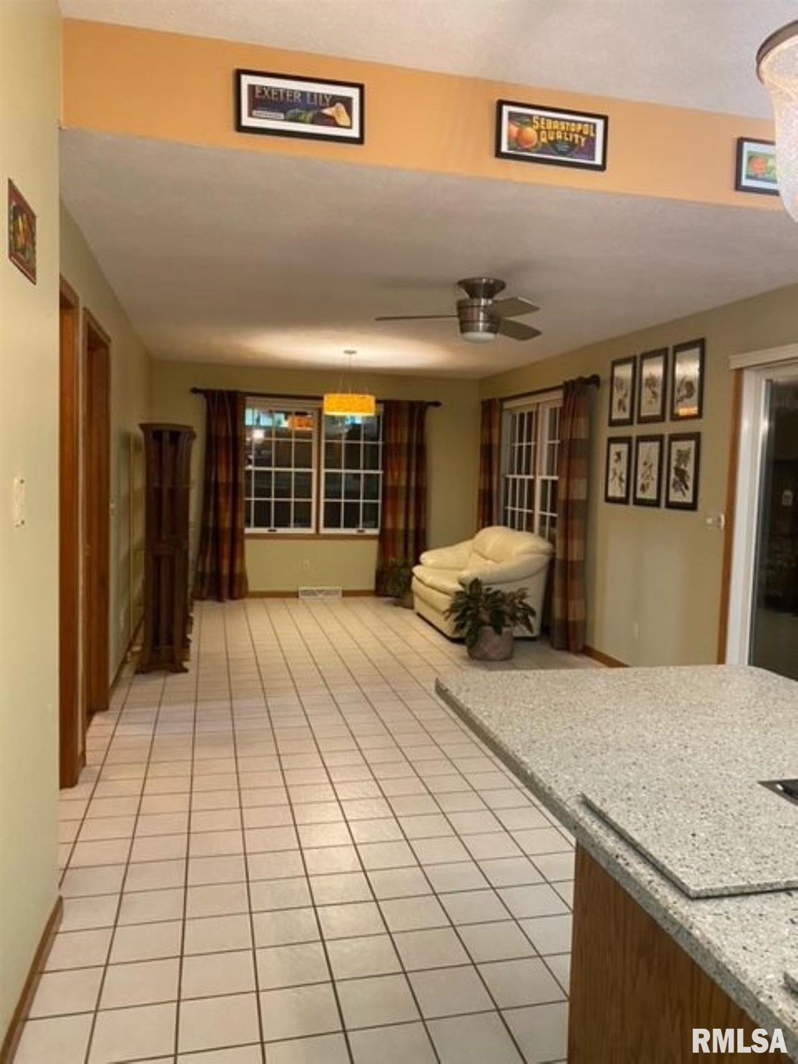 408 Clipper Road Springfield, IL 62711 - Photo 19 of 39 Gallery Image 19