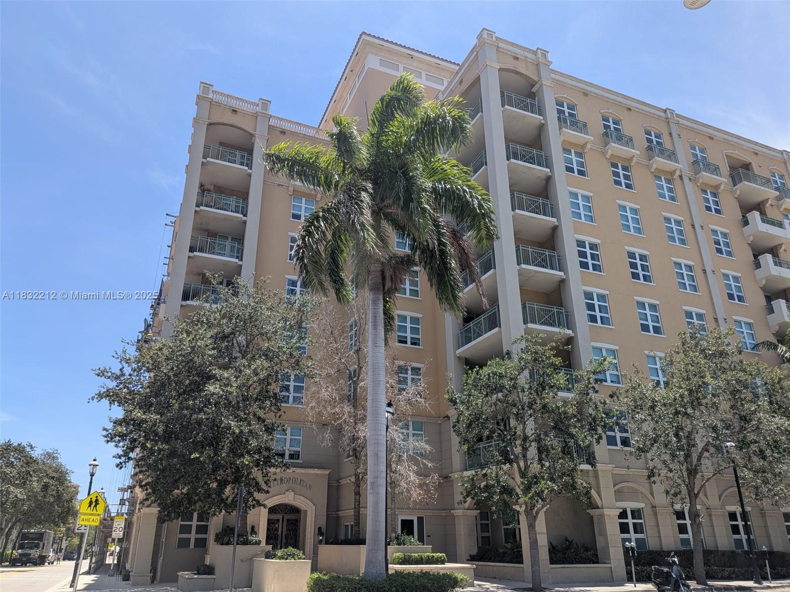 403 South Sapodilla Avenue, Unit 803 West Palm Beach, FL 33401 - Photo 1 of 23 front view of a tall building
