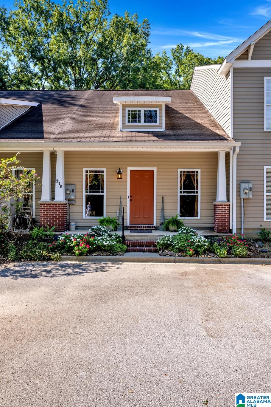 219 Amy Lane Helena, AL 35080 - Photo 2 of 29