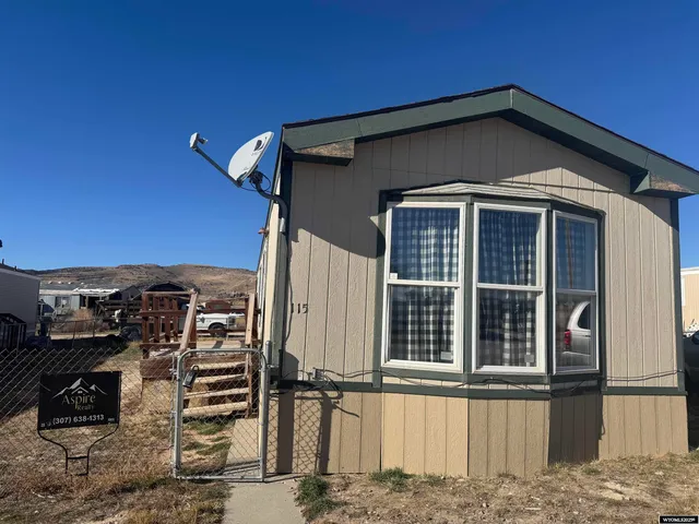 $49,000 | 1624 East Murray Street, Rawlins, WY 82301