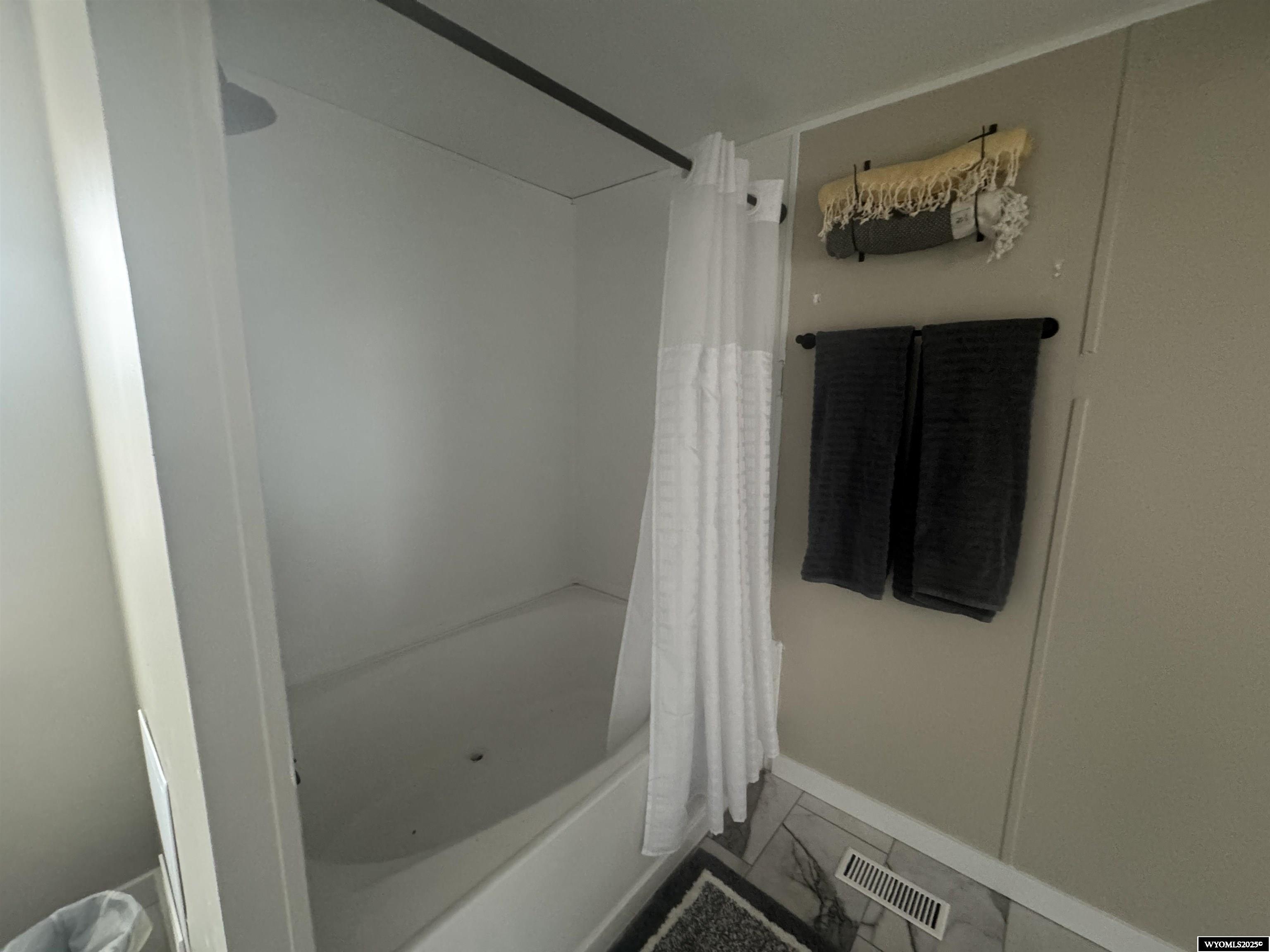 1624 East Murray Street Rawlins, WY 82301 - Photo 12 of 21