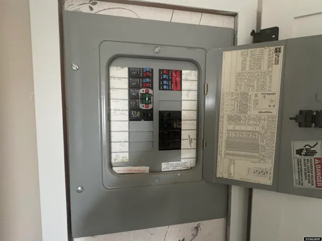 $49,000 | 1624 East Murray Street, Rawlins, WY 82301