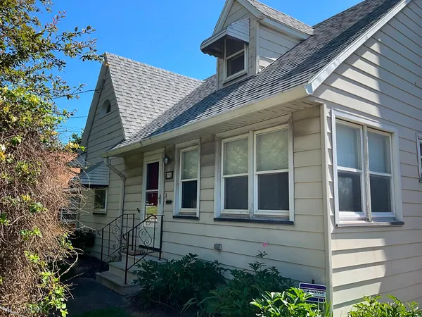 $199,000 | 71 North Hawkins Avenue, Akron, OH 44313