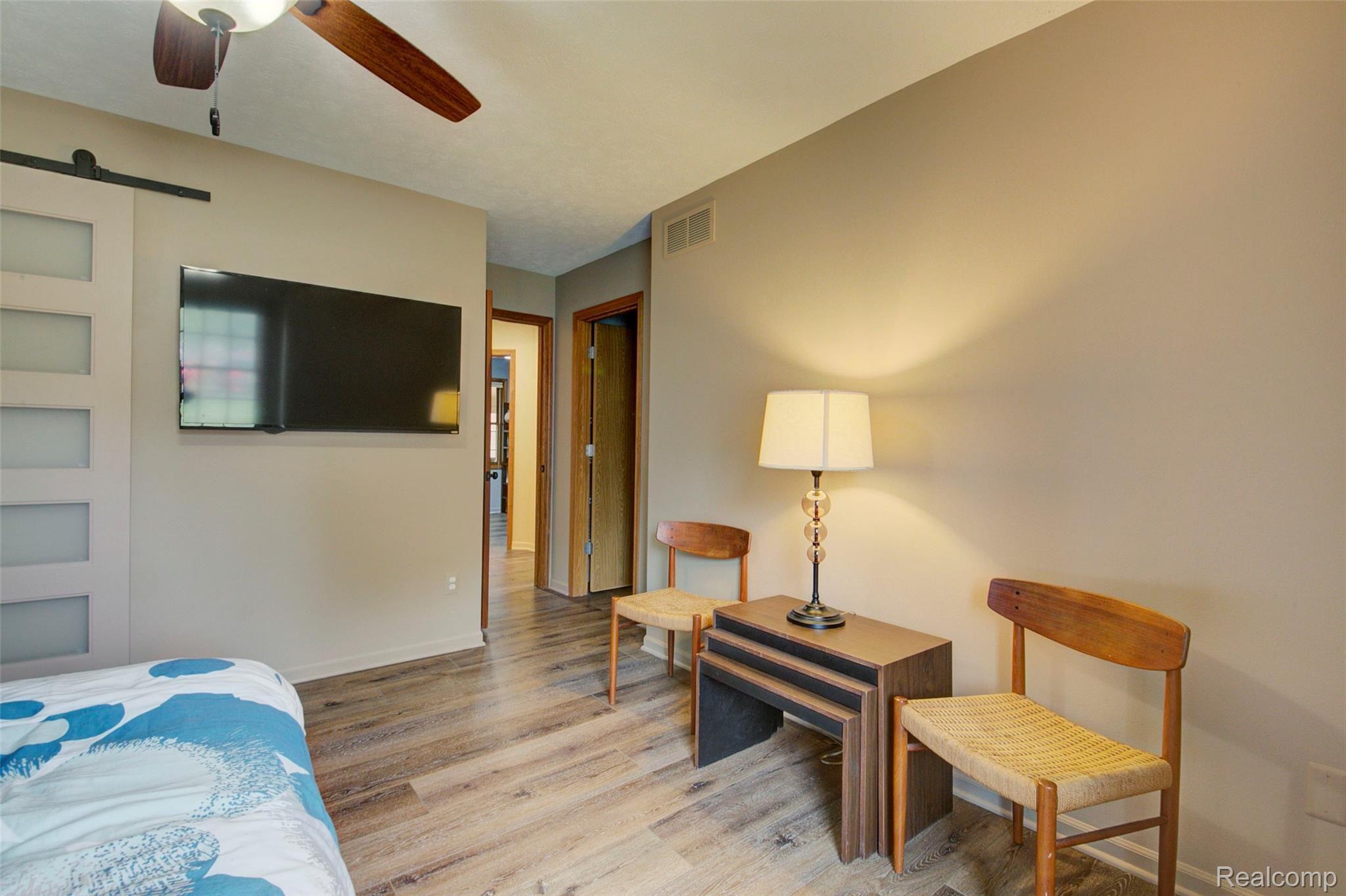 223 Byron Road Howell, MI 48843 - Photo 18 of 30 930A1797_8_9.jpg