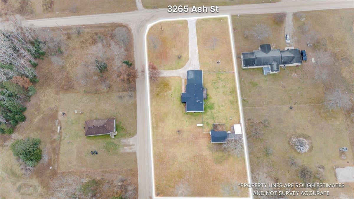 3265 Ash Street Lupton, MI 48635 - Photo 11 of 33 1940677-3d15a36a-218a-4309-b7a0-b663246df0f4.JPG