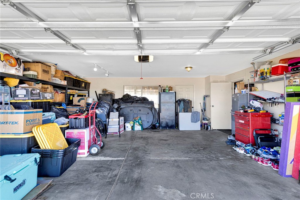 11331 Pasco Road Apple Valley, CA 92308 - Photo 41 of 64