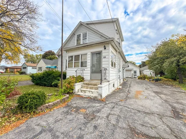 $95,000 | 194 Taft Avenue, Irondequoit, NY 14609
