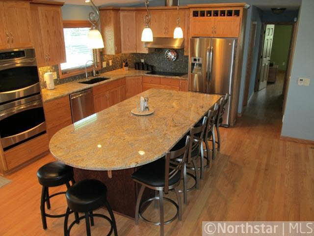 18200 Valley View Road Eden Prairie, MN 55346 - Photo 2 of 16 Gallery Image 2