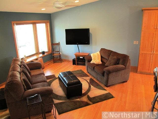 18200 Valley View Road Eden Prairie, MN 55346 - Photo 4 of 16 Gallery Image 4