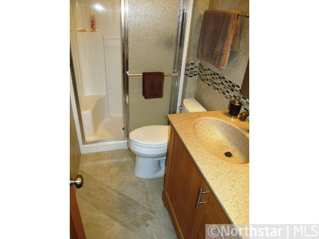 18200 Valley View Road Eden Prairie, MN 55346 - Photo 7 of 16 Gallery Image 7
