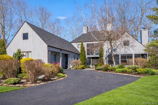 $1,795,000 | 20 Ponds Lane, Purchase, NY 10577