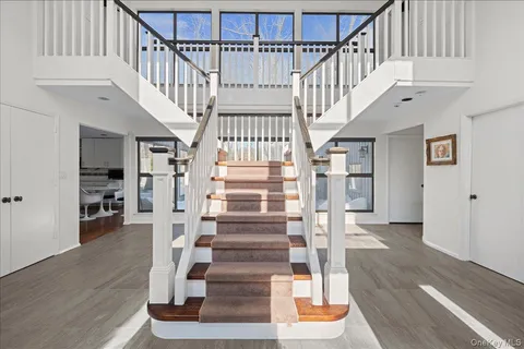 $1,795,000 | 20 Ponds Lane, Purchase, NY 10577